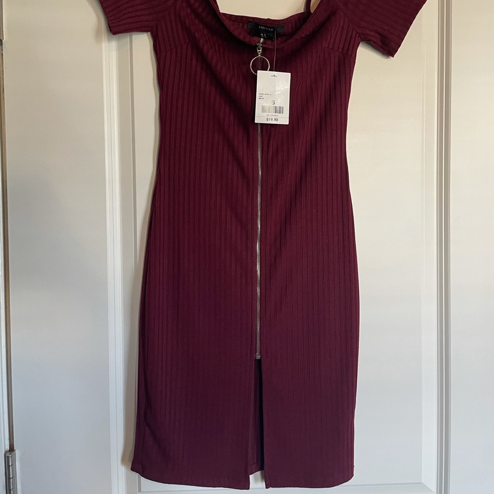Forever21 dress. Never worn, still has tag.